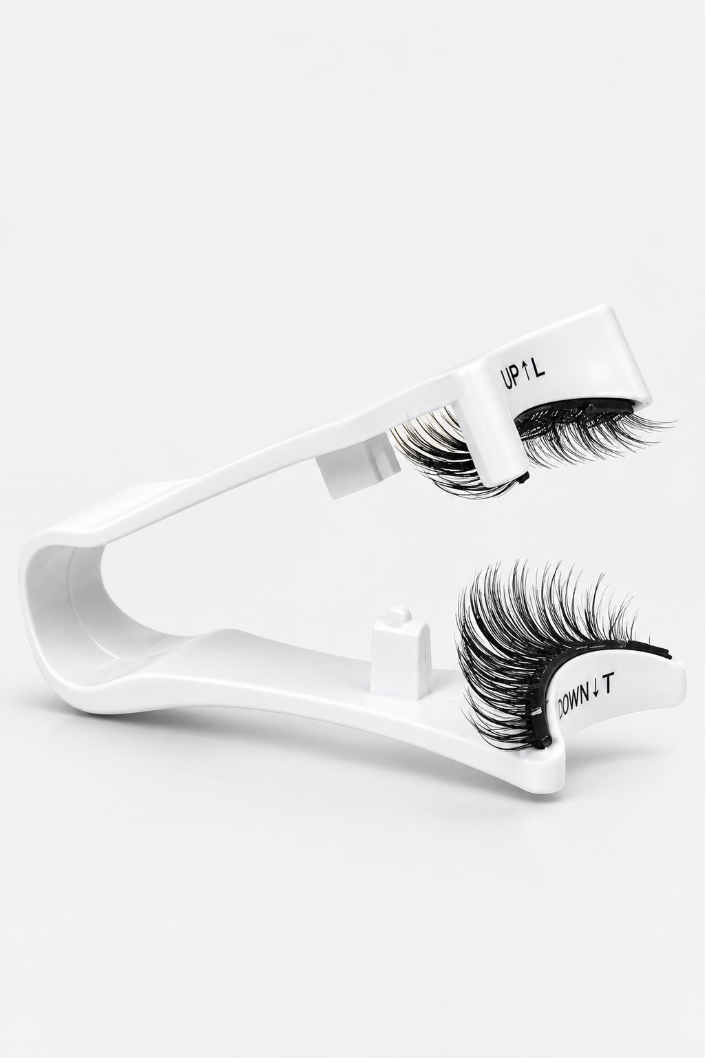 Natural Look Magnetic Eyelashes With Applicator