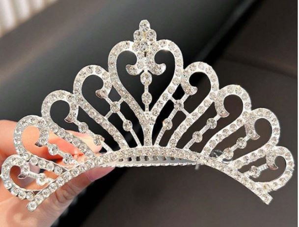 Tiara Petite On Comb