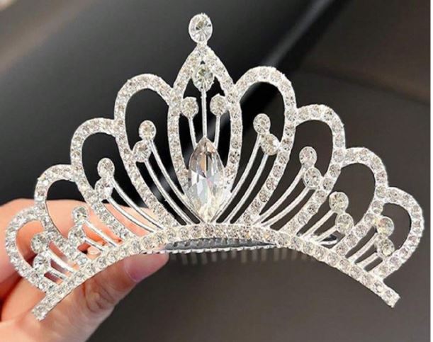 Tiara Petite On Comb