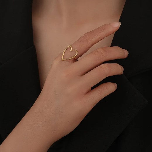 Adjustable Heart Ring - The Stage Shop